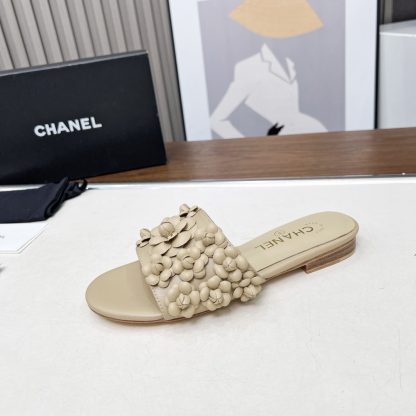 Chanel Spring/Summer Apricot Delicate Shoes and Custom Flower Sandals Heel Height 1.5cm - Image 8