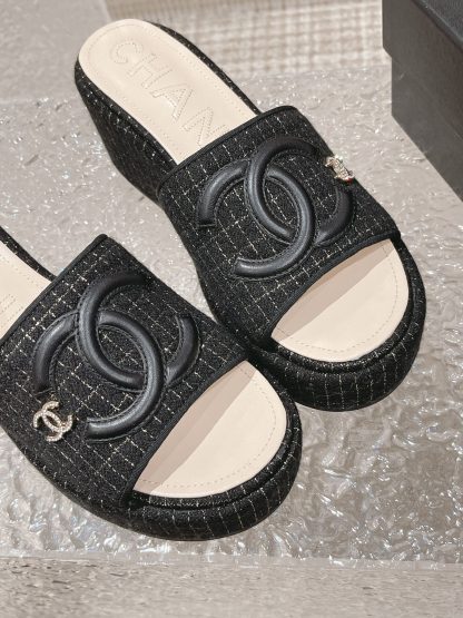 Chanel summer classic black double c design stylish and comfortable slippers front 3cm back 7cm - Image 8