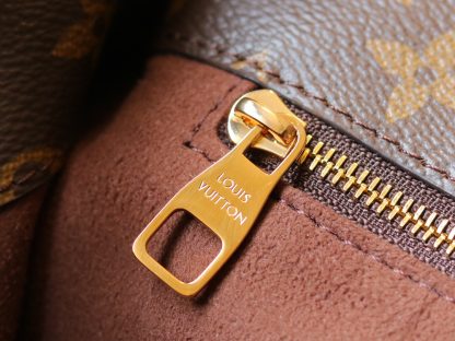 Louis Vuitton old fashioned Métis handbag - Image 8