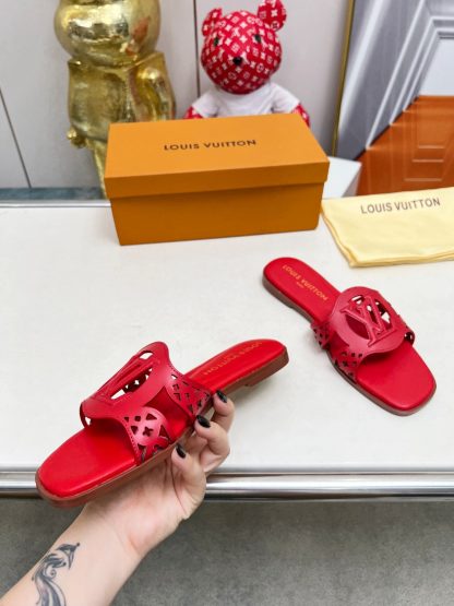 Louis Vuitton's new hollow slippers - Image 7