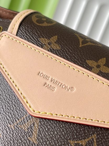 Louis Vuitton M25085 ODYSSÉE Monogram Crossbody Chain Bag - Image 7