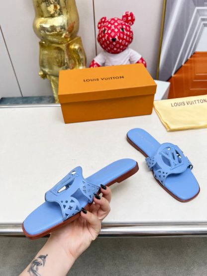 Louis Vuitton's new hollow slippers - Image 7