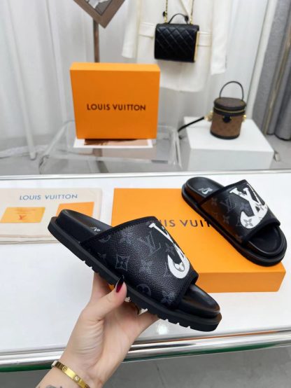 Louis Vuitton luxury trainer sandals - Image 8