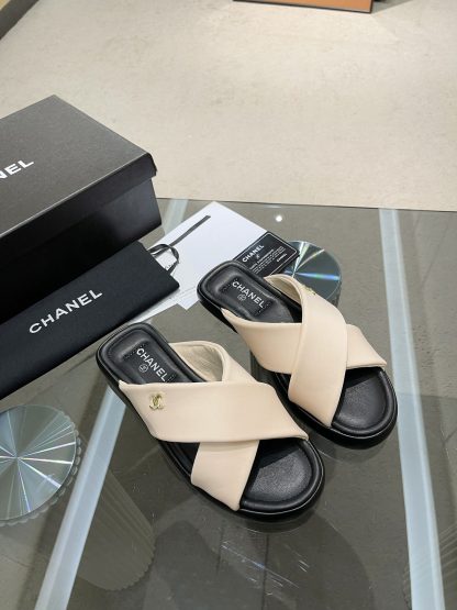Chanel Spring and Summer Classic Hot Style Apricot Versatile Slippers - Image 8