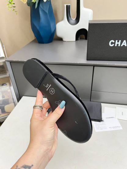 Chanel Spring/Summer Leather Velvet Black Flip-Flops - Image 8