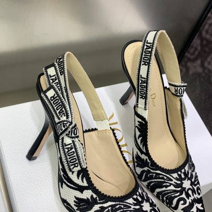 Dior Quake Oblique jacquard embroidered letter logo black and white color-blocking high heels - Image 8