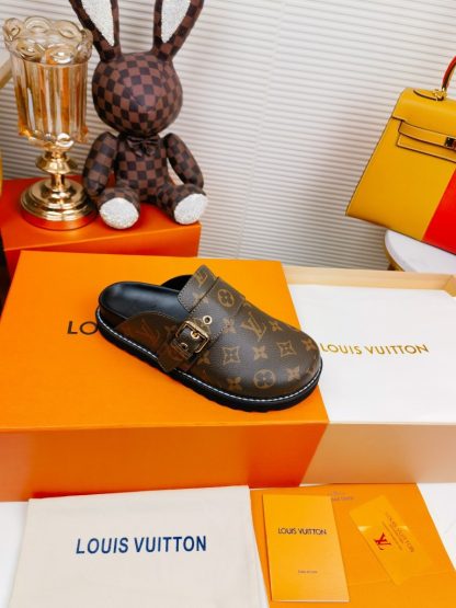 Louis Vuitton monogram bread slippers - Image 8