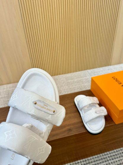 Louis Vuitton classic old pattern slippers - Image 8