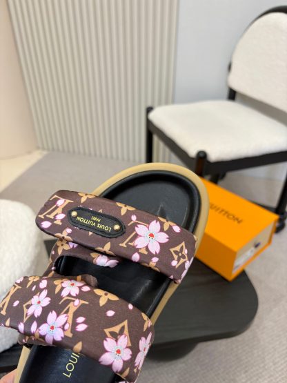 Louis Vuitton classic old pattern slippers - Image 8