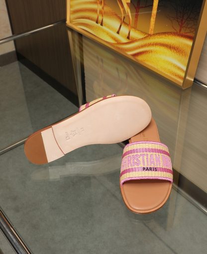 Dior embroidered lettering flip flops - Image 8