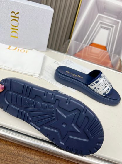 Dior versatile casual slippers - Image 8