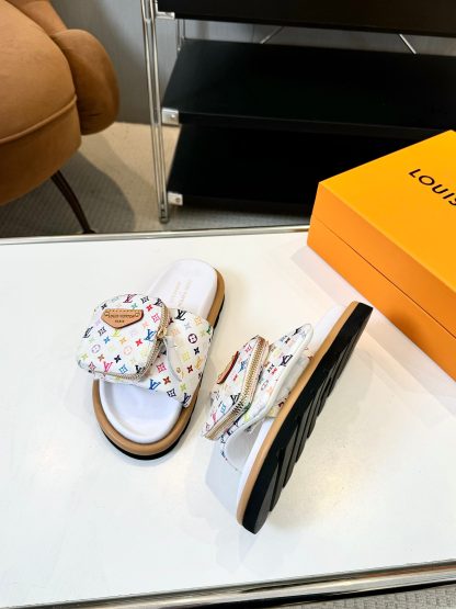 Louis Vuitton Pool Pillow Comfort Slide Sandals - Image 8