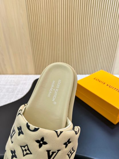 Louis Vuitton Pool Pillow Comfort Slide Sandals - Image 8