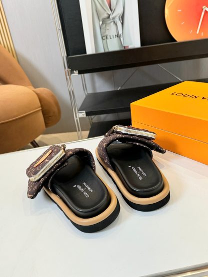 Louis Vuitton Pool Pillow Comfort Slide Sandals - Image 8