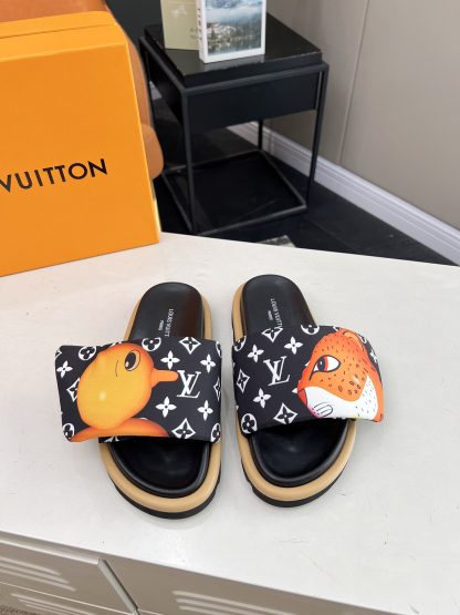 Louis Vuitton ol llow comfort flat sandals - Image 9