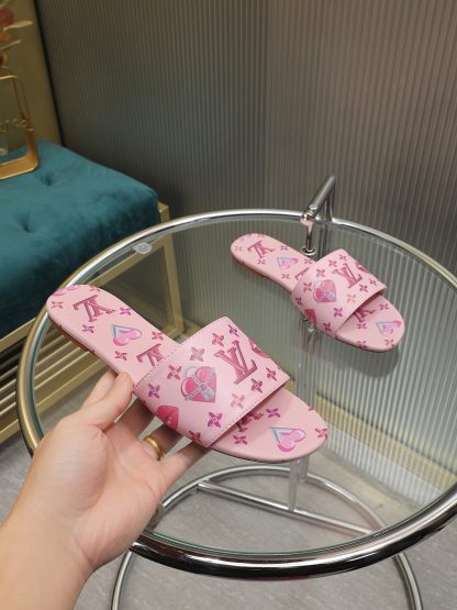 Louis Vuitton low-top flip flops - Image 9