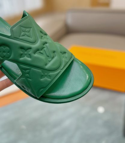 Louis Vuitton embossed grained leather slippers - Image 8