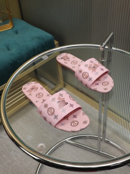 Louis Vuitton low-top flip flops - Image 9