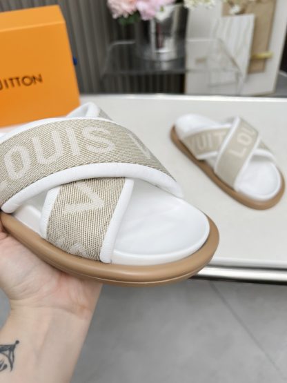 Louis Vuitton Spring and Summer New Slippers - Image 8