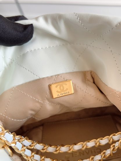 Chanel Classic Minisize 22 Bag - Image 9
