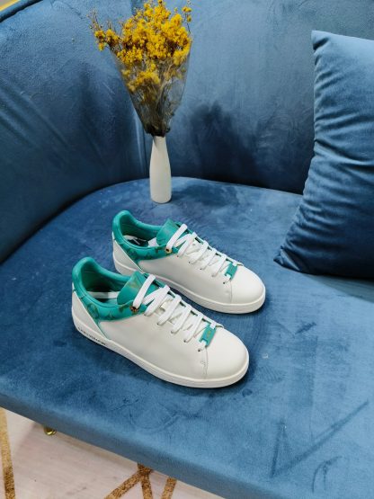 Louis Vuitton Time Out sneakers - Image 9
