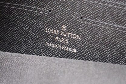 Louis Vuitton POCHETTE VOYAGE Medium Handbag - Image 9