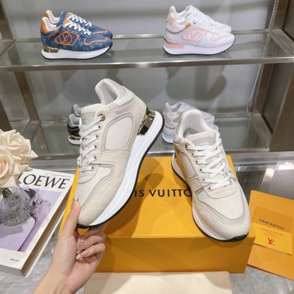 Louis Vuitton Neo Run Away sneakers - Image 10