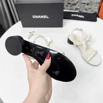 Chanel Spring/Summer Dancing Shoes Collection White Sandals with Bowknot Heel Height 3.5cm - Image 9