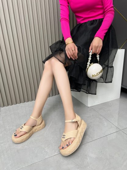 Chanel Early Autumn Comfortable Soft Super Versatile Dark Apricot Sandals - Image 9