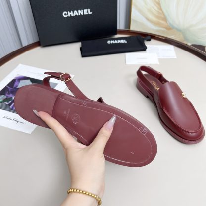Chanel red spring and summer dancing shoes series retro style half-slip sandals heel height 2.5cm - Image 9