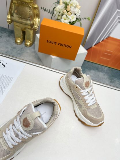 Louis Vuitton Run55 sneakers - Image 10