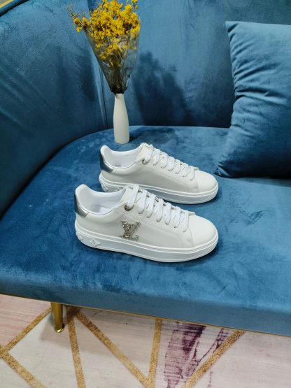 Louis Vuitton Time Out sneakers - Image 10