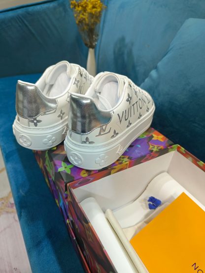 Louis Vuitton Time Out sneakers - Image 10
