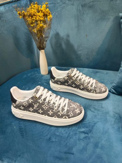 Louis Vuitton Time Out sneakers - Image 10