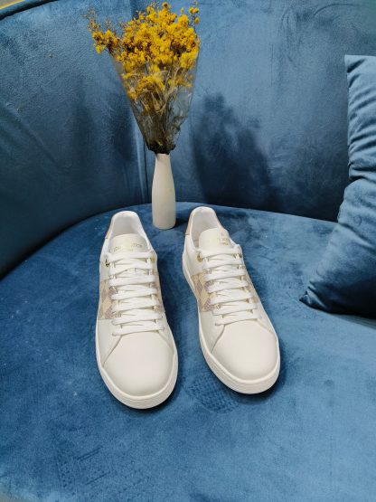 Louis Vuitton Time Out sneakers - Image 10