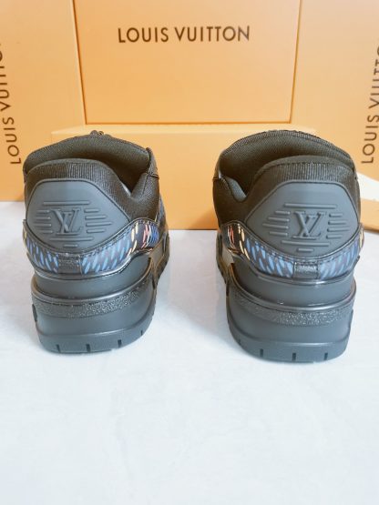 Louis Vuitton Trainer DIY Buckle Sneakers - Image 9