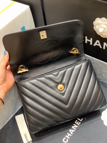 Chanel Black CC Large V Check Chain Bag - Image 9