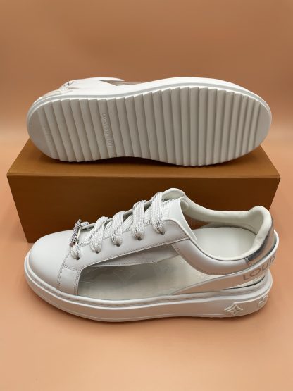 Louis Vuitton low-top new casual couple shoes - Image 10