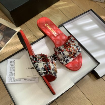 Chanel Spring and Summer New Red Goddess Elegant Flat Sandals - Image 9