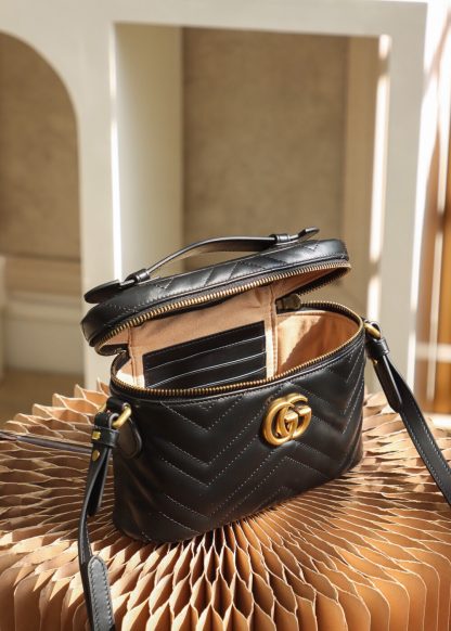 Gucci Marmont Exquisite Cute Shoulder Bag - Image 9