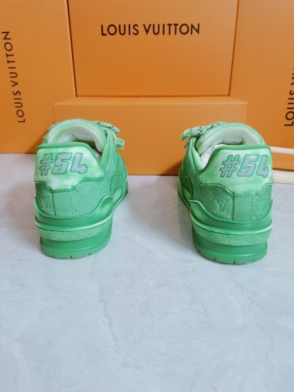Louis Vuitton washed popular men's sports shoes - Image 9