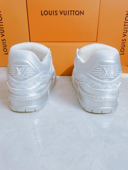 Louis Vuitton washed popular men's sports shoes - Image 9