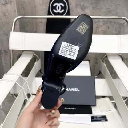 Chanel thick heel square toe color matching dark blue all-match high heel sandals - Image 9