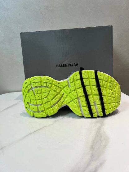 Balenciaga trendy casual sports shoes - Image 9