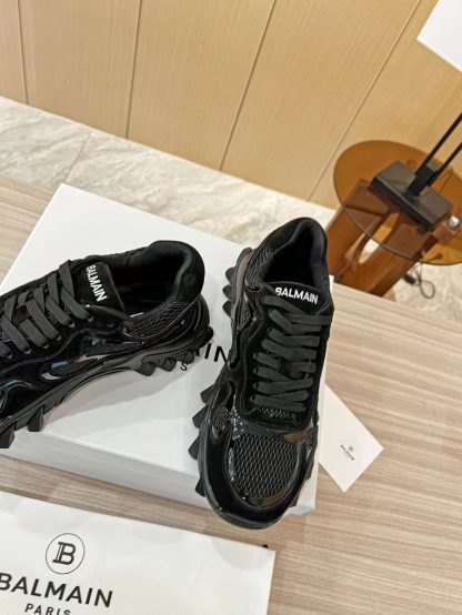Balenciaga trendy sports shoes - Image 9