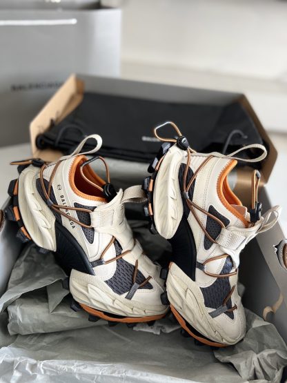 Balenciaga hiking outdoor shoes - Image 9