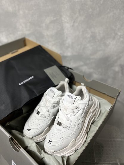 Balenciaga classic couple sports shoes - Image 9