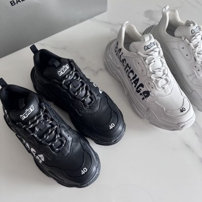 Balenciaga couple's dad shoes - Image 9