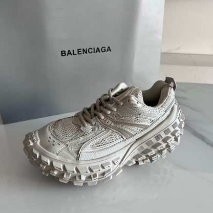 Balenciaga Couple's Sneakers with Tire Pattern Sole - Image 6