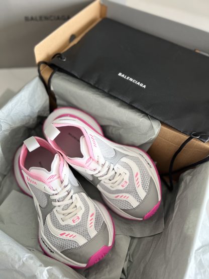 Balenciaga stylish lightweight breathable running shoes - Image 9